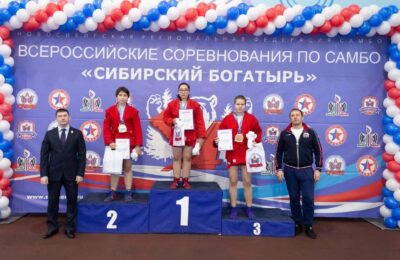 Самбистка из Болотного завоевала серебро Всероссийских соревнований
