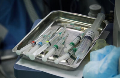 Просроченные вакцины и лекарства нашли в фельдшерско-акушерских пунктах Болотнинского района