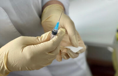 Жителям Новосибирской области рекомендуют поставить прививку от гриппа