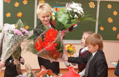 Тысяча учителей и воспитателей устроились на работу в Новосибирской области