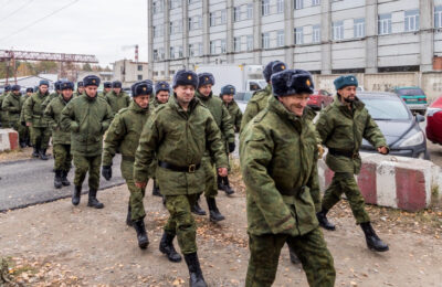 В Новосибирск вернулись пятеро пленных бойцов СВО