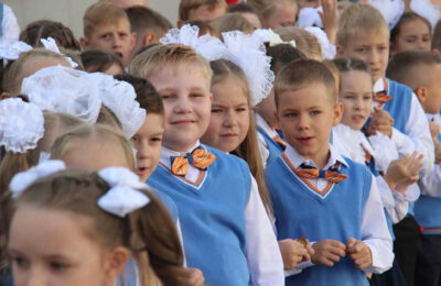 Жители Новосибирской области за неделю подали 10 тысяч заявлений в первый класс