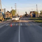 Мотоциклиста, сбившего пешехода на переходе, ищут в Новосибирской области