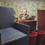 Cоцконтракт помог многодетной семье из Болотного наладить производство мебели из ротанга