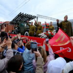Андрей Травников вместе с новосибирцами встретил Эшелон Победы