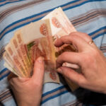 Мошенники развели пенсионерку на 600 тысяч рублей в Новосибирске