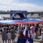 При участии «Единой России» в Новосибирской области отметили День государственного флага