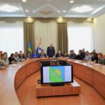 Здравствуйте, я депутат районного совета…