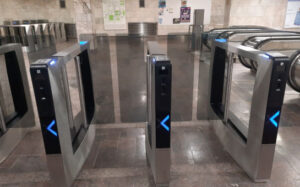 Новосибирцы смогут подтверждать право на льготный проезд через мессенджер MAX