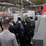 Более 800 старшеклассников региона ознакомились с перспективными специальностями на ведущих предприятиях в регионе по нацпроекту