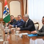 Губернатор Новосибирской области Андрей Травников встретился с депутатами Государственной Думы от Новосибирской области