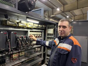 Инженер из Болотного на Доске почета