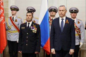 Сотрудников новосибирской полиции наградили за успешное выполнение служебно-боевых задач в особых условиях