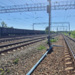 Женщина осталась жива после столкновения с тепловозом в Новосибирской области