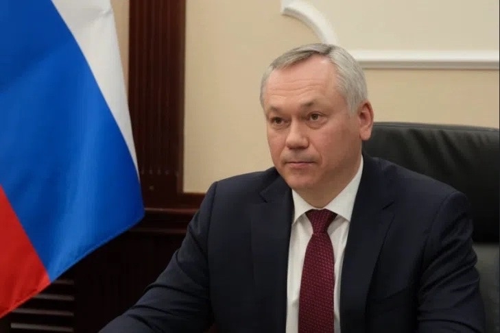 Андрей Травников поздравил медицинских работников с профессиональным праздником
